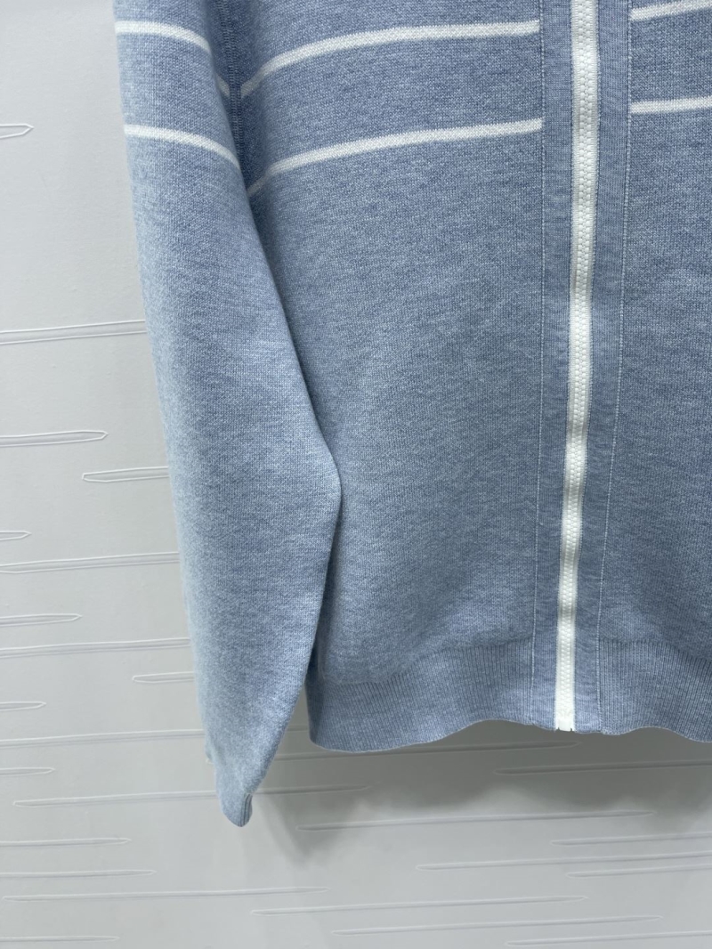 chr1st1an D10r outwear